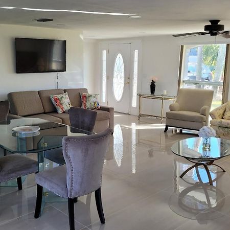 شقة Near Clearwater And Tarpon Spring With Water View هوليداي المظهر الخارجي الصورة
