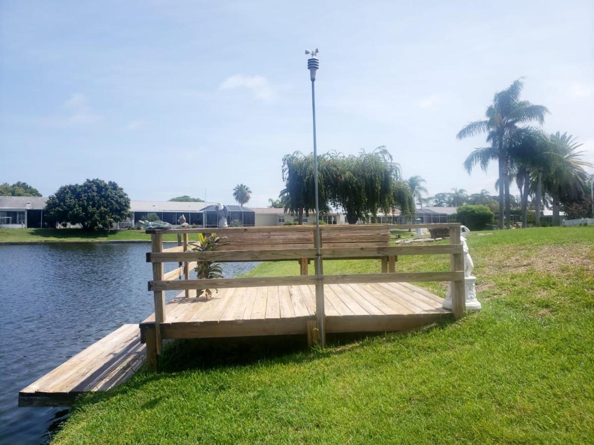 شقة Near Clearwater And Tarpon Spring With Water View هوليداي المظهر الخارجي الصورة